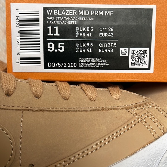 Nike Men’s BLAZER MID PREMIUM MF
VACHETTA TAN/ACHETTA TAN
DQ7572 200 sneakers••• - Picture 16 of 16